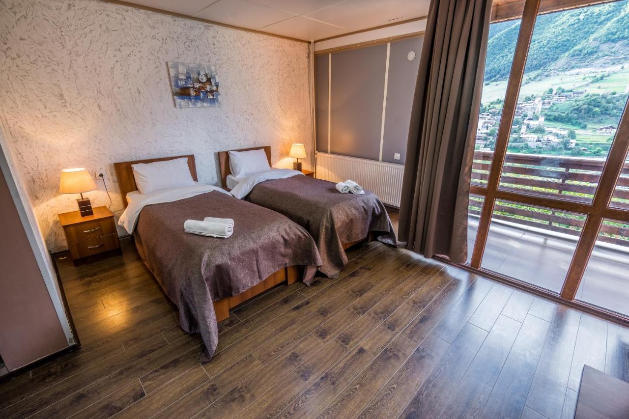 Hotel Banguriani Mestia Exteriör bild